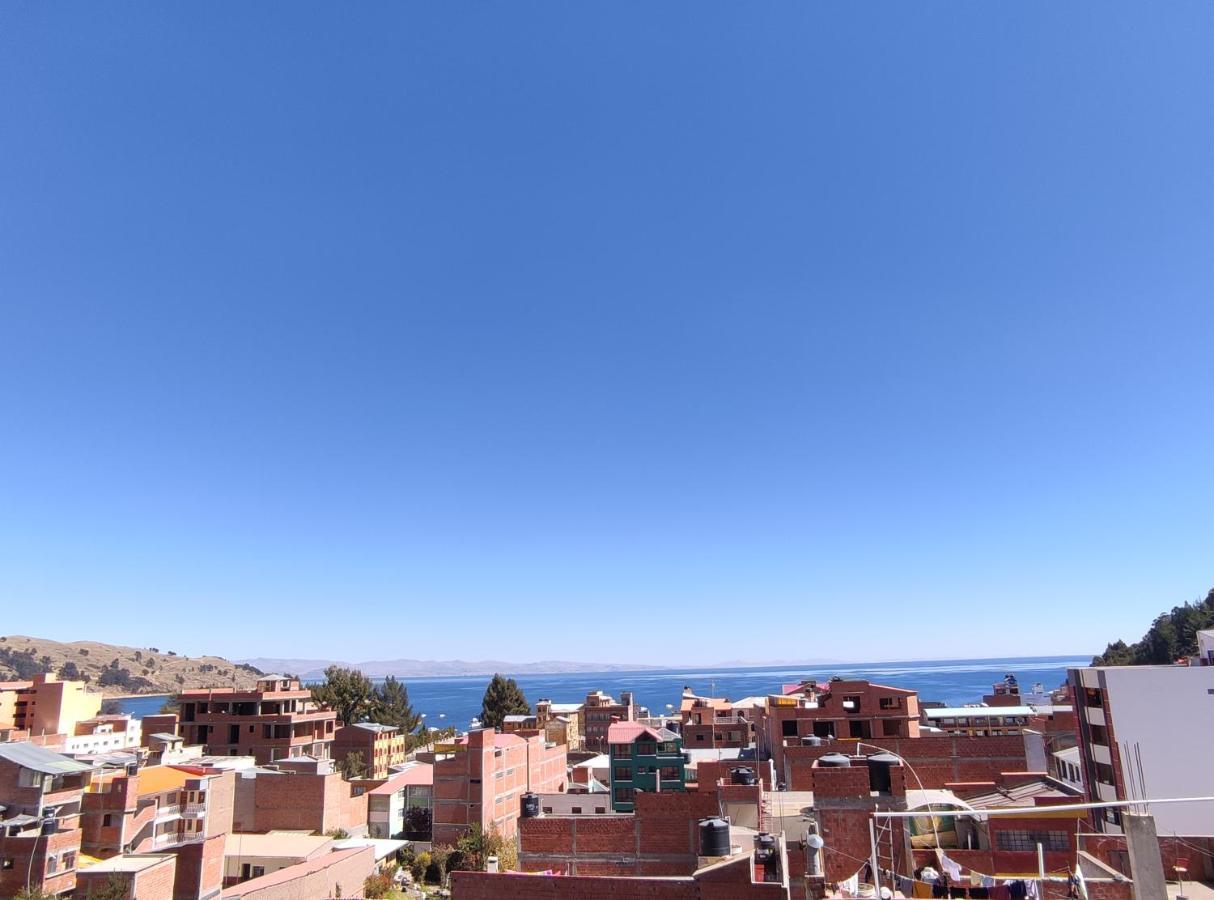 Bed and Breakfast Hostal Sol Y Luna Копакабана Экстерьер фото
