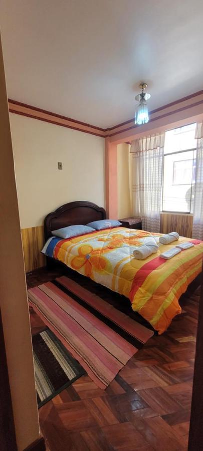 Bed and Breakfast Hostal Sol Y Luna Копакабана Экстерьер фото